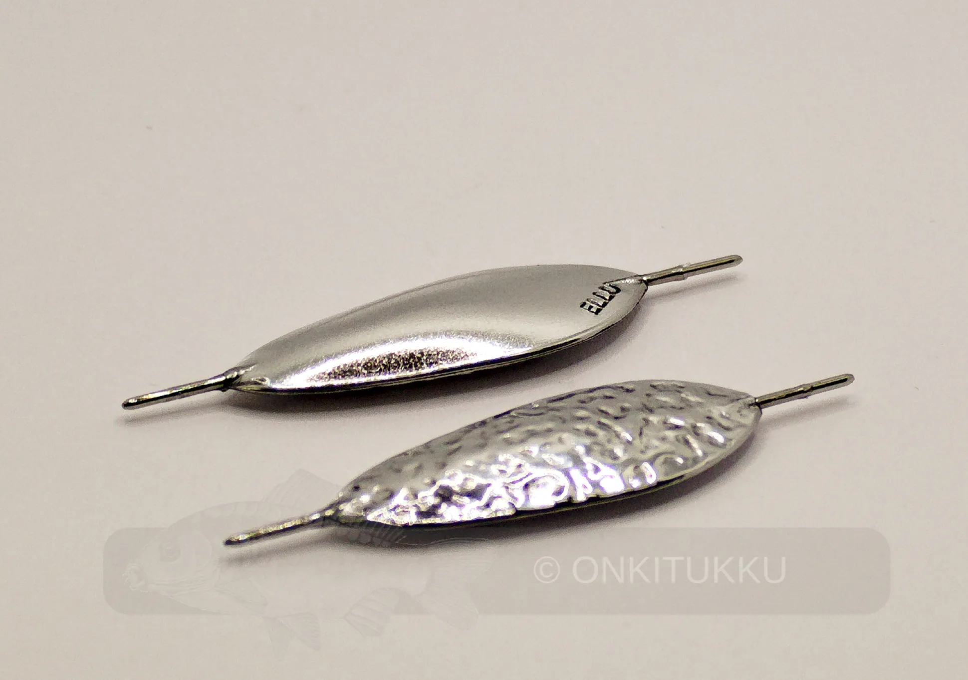 Ellu pilkki 30mm 2g jääkukka hopea