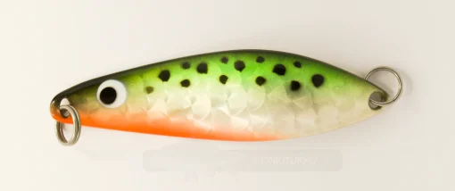 Kapun taimen uistin 83mm 20g väri 4