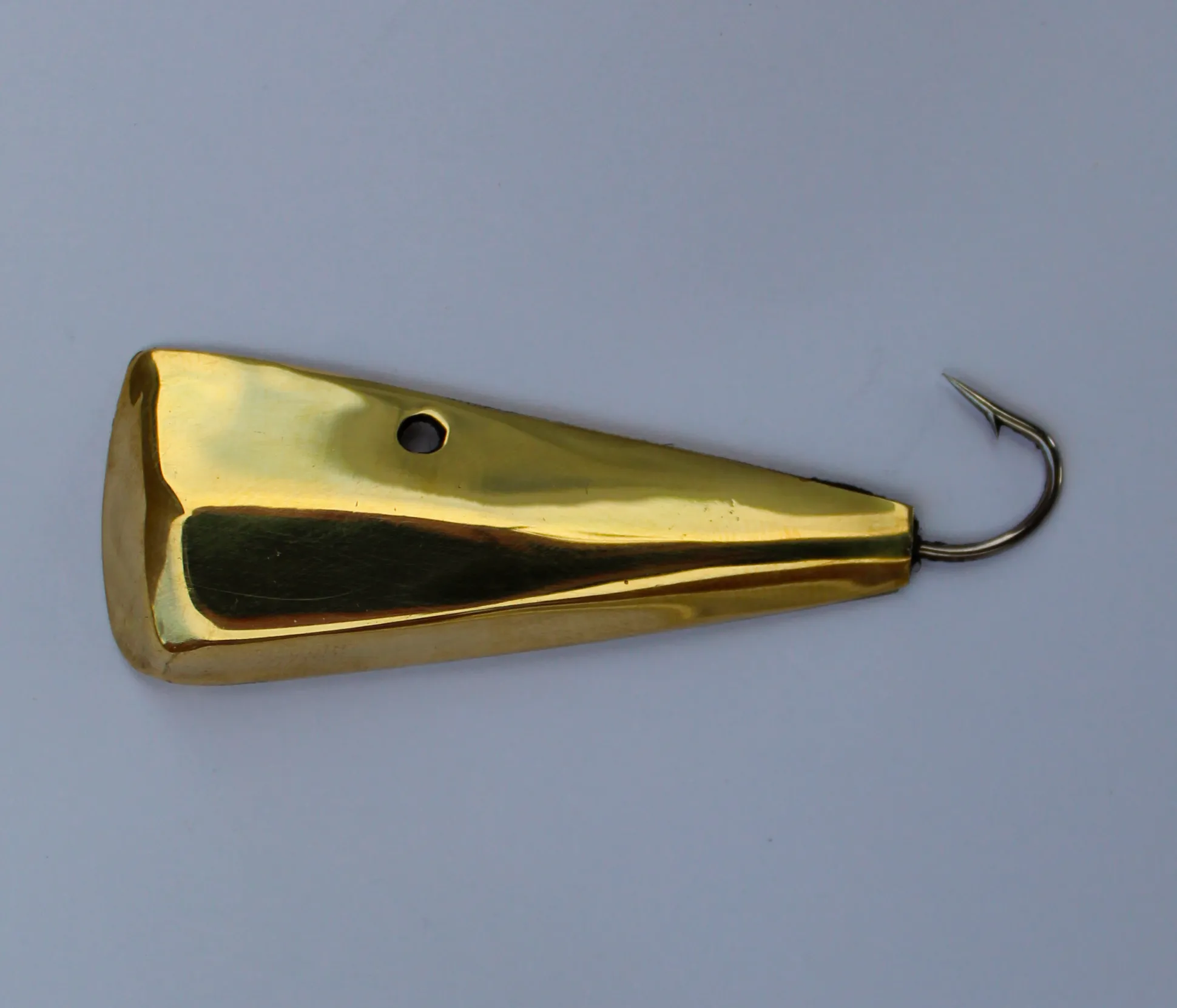Pärnu kirves 60mm 18,4g Messinki